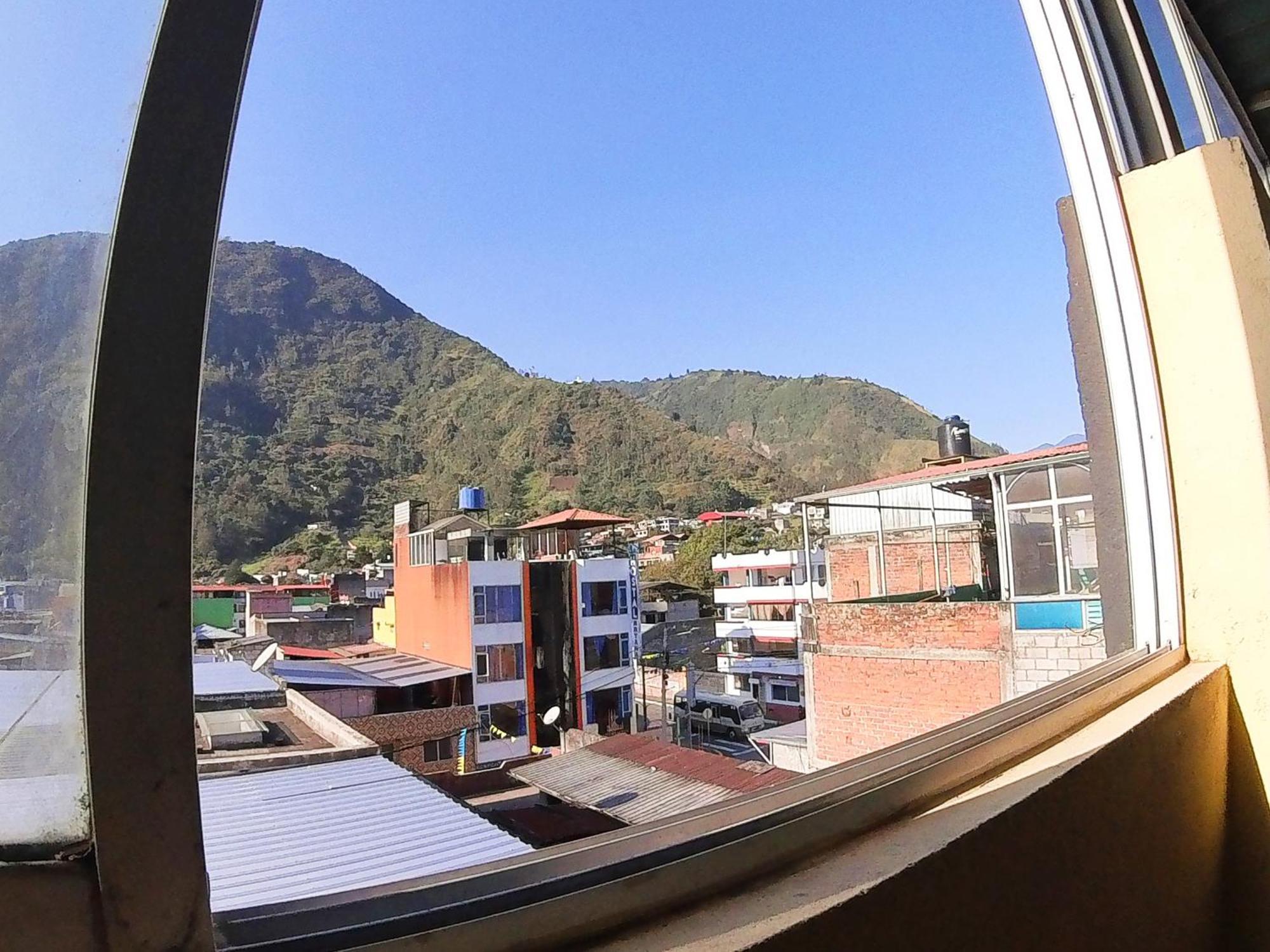 Hostal Anais 巴尼奥斯 外观 照片