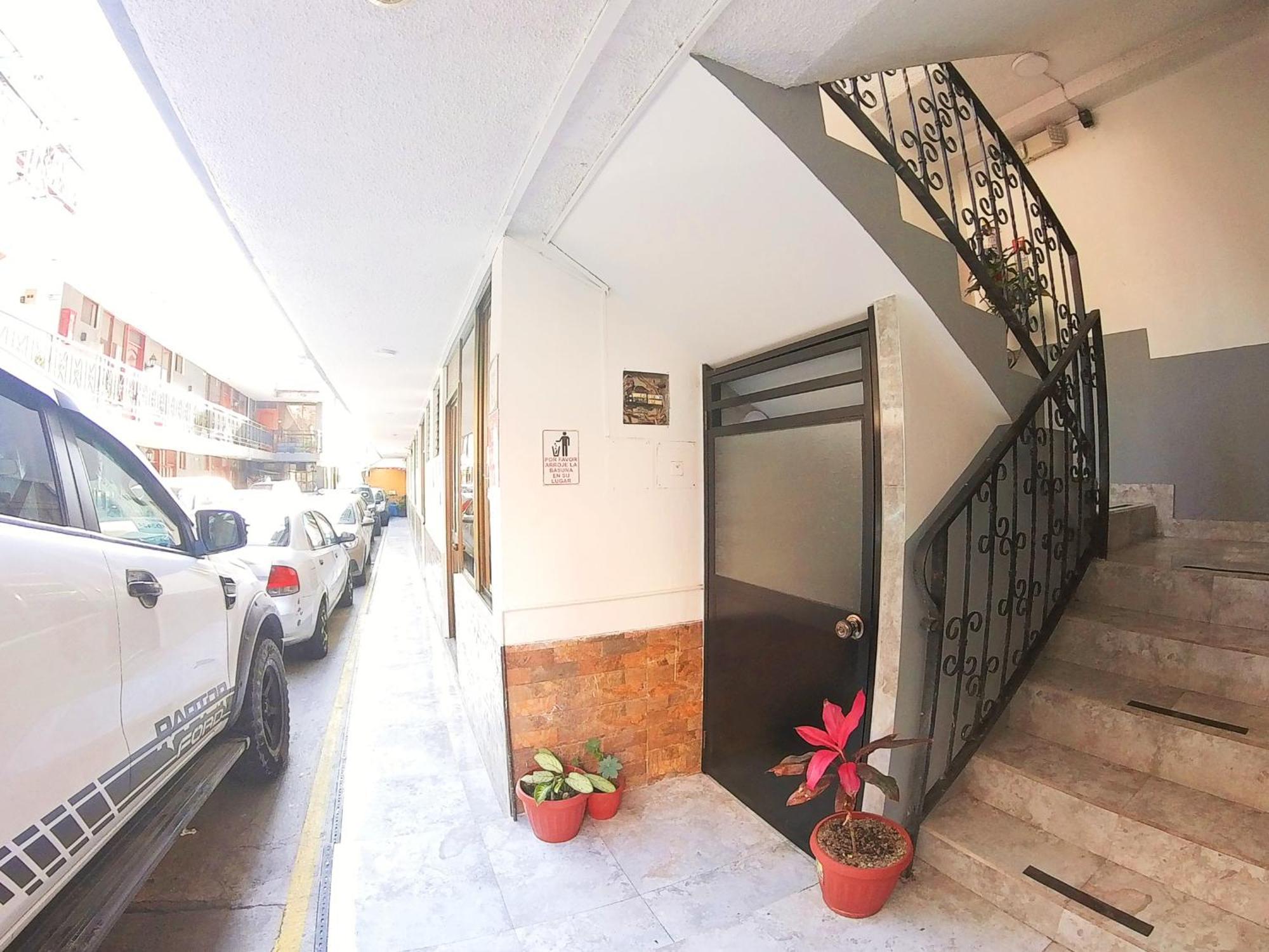 Hostal Anais 巴尼奥斯 外观 照片